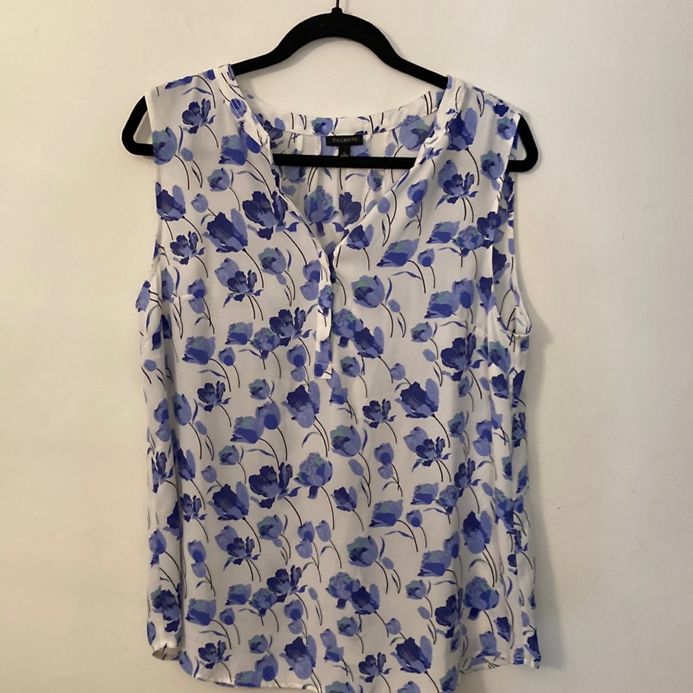 Talbots floral pattern sleeveless shirt size large